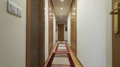Apartment on Calle de Victoria Balfe photo 23