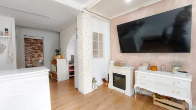 House on Calle María Blanchard photo 2