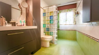 Apartment on Calle de la Condesa Mencía photo 18