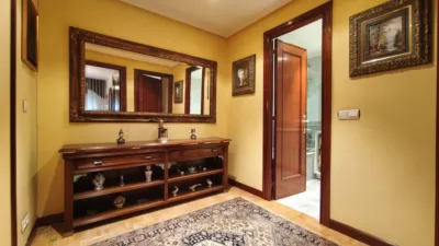 Apartment on Soria Street photo 18