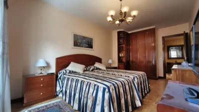 Apartment on Soria Street photo 32