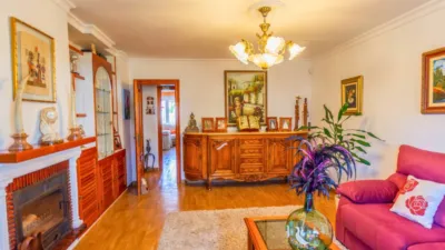 Chalet adosado en venta en Paseo de las Acacias, número s/n, Guadalmar (Distrito Churriana. Málaga Capital) de 550.000 €