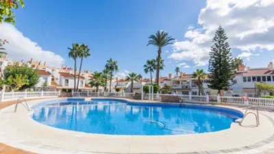 Chalet adosado en venta en Paseo de las Acacias, número s/n, Guadalmar (Distrito Churriana. Málaga Capital) de 550.000 €