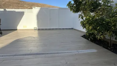 Chalet unifamiliar en venta en Avenida Pescadoras, Gran Tarajal (Tuineje) de 360.000 €