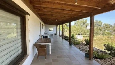 Chalet unifamiliar en venta en Calle Poeta Juan Betancor Garcia, Tuineje de 450.000 €