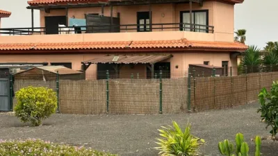 Semi-detached chalet in Majanicho photo 2