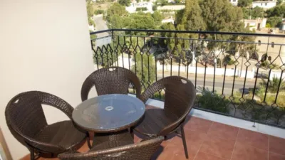 Apartment on Collados Zieschang Street photo 6