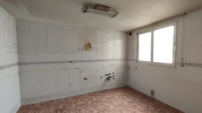 Apartment on Sierra de Peñarrubia Street photo 6