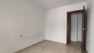 Apartment on Pedro Nogueroles Roche Street photo 8