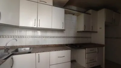 Apartment on Pedro Nogueroles Roche Street photo 10