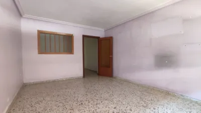 Apartment on Pedro Nogueroles Roche Street photo 3