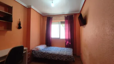 Apartment on Pedro García Villalba Street photo 12