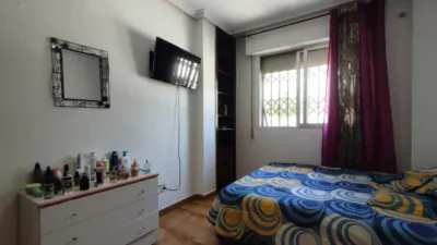 Apartment on Pedro García Villalba Street photo 18