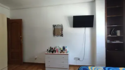 Apartment on Pedro García Villalba Street photo 17