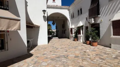 Townhouse on Calle Cotopaxi photo 51