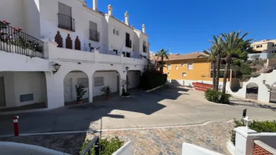 Townhouse on Calle Cotopaxi photo 48