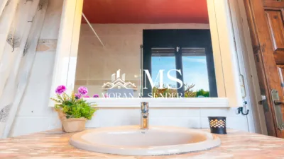 Detached house on Carrer de Can Ballesta photo 48