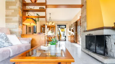 Detached house on Carrer de Can Ballesta photo 22