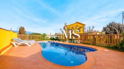 Detached house on Carrer de Can Ballesta photo 73