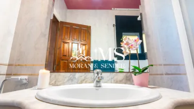 Detached house on Carrer de Can Ballesta photo 37