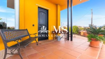 Detached house on Carrer de Can Ballesta photo 3