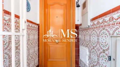 Terraced house in Carrer del Brillant photo 5