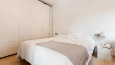 Duplex on Carrer de Francesc Layret photo 2