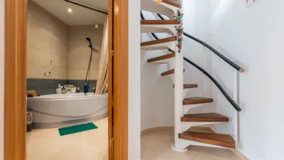 Duplex on Carrer de Francesc Layret photo 12