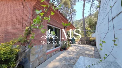 Single-family home on Carrer de Saturn photo 15