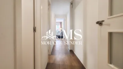 Apartment on Carrer de Marta Moragas photo 10