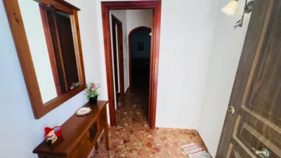 Detached chalet on Calle Estrella photo 3
