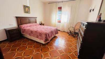 Detached chalet on Calle Estrella photo 9