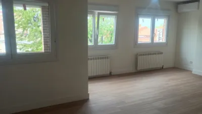 Piso en alquiler en Calle de la Cañada de la Sierra, cerca de Calle Paralela, Tres Olivos-La Piedad (Talavera de la Reina) de 1.000 €<span>/mes</span>
