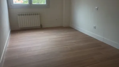 Piso en alquiler en Calle de la Cañada de la Sierra, cerca de Calle Paralela, Tres Olivos-La Piedad (Talavera de la Reina) de 1.000 €<span>/mes</span>