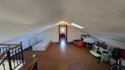 Chalet en venta en Pioz, Pioz de 420.000 €