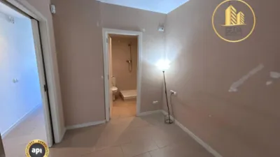 Apartment on Passeig del Vint-i-dos de Juliol photo 9