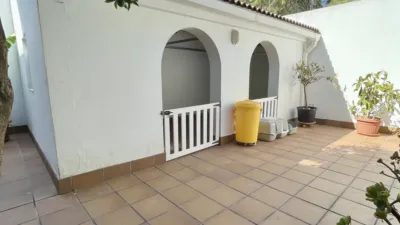 Casa en venta en Plaza de Neptuno, Hornos Púnicos (San Fernando) de 330.000 €