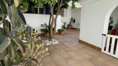 Casa en venta en Plaza de Neptuno, Hornos Púnicos (San Fernando) de 330.000 €