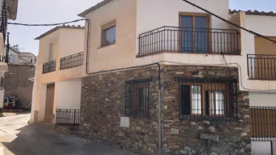 Semi-detached house on Calle Iglesia photo 3