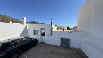 House on Chumbera Street photo 2