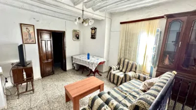 House on Calle Real photo 13