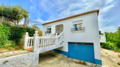 Chalet on Calle de Castillejo photo 23