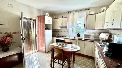 Chalet on Calle de Castillejo photo 43