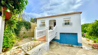 Chalet on Calle de Castillejo photo 22