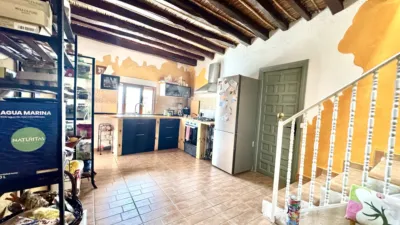 House on Calle Real photo 9