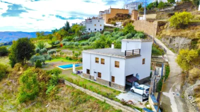 Chalet on Calle de Baenas photo 4