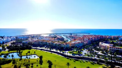 Apartment on Almerimar Avenue photo 45