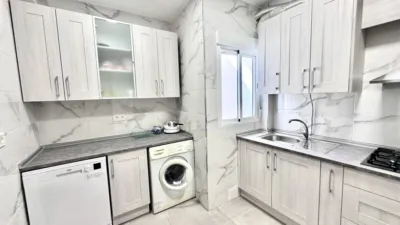 Apartment on Lepanto Street photo 5