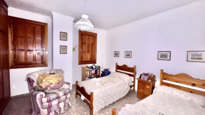 Chalet on Calle del Marqués de Vélez photo 36
