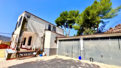 Chalet on Calle del Marqués de Vélez photo 8